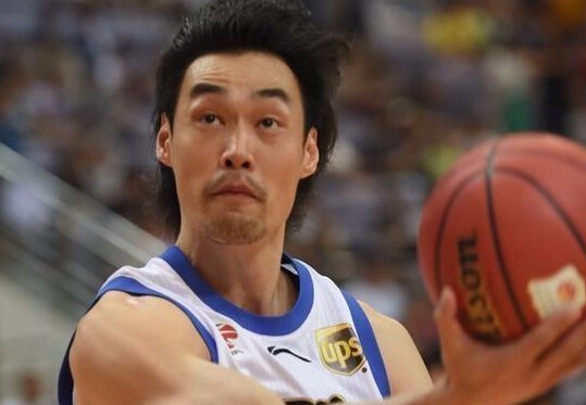 cba球员孟达的妻子叫赵丹丹,职业是模特以及主持人!