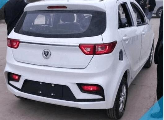 就是为了复制当年奇瑞qq的辉煌,所以售价方面,瑞特思q1的起售价为2