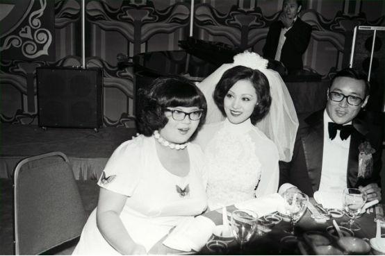 上了好时候,在她1965年加入邵氏不久后,刚巧公司力捧的胡燕妮结婚去了