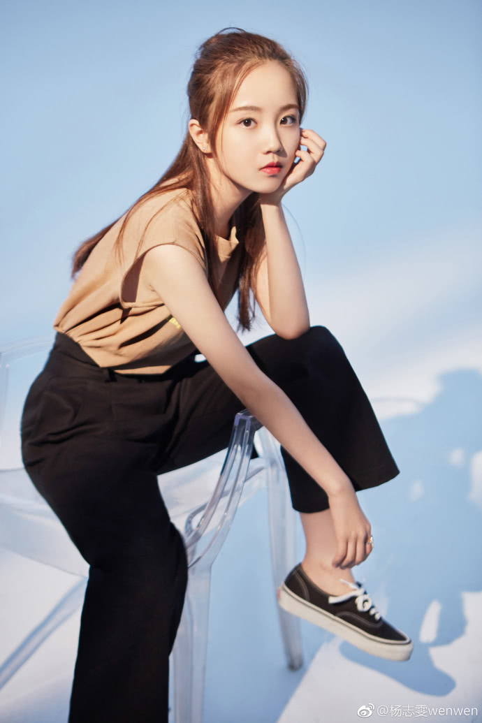 刚考入中传颜值高,转投贾乃亮前途似锦|林心如|贾乃亮|杨志雯_新浪