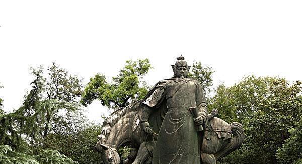 秦桧后人说祖先已经跪了800年该站起来了, 岳飞后人坚决不同意
