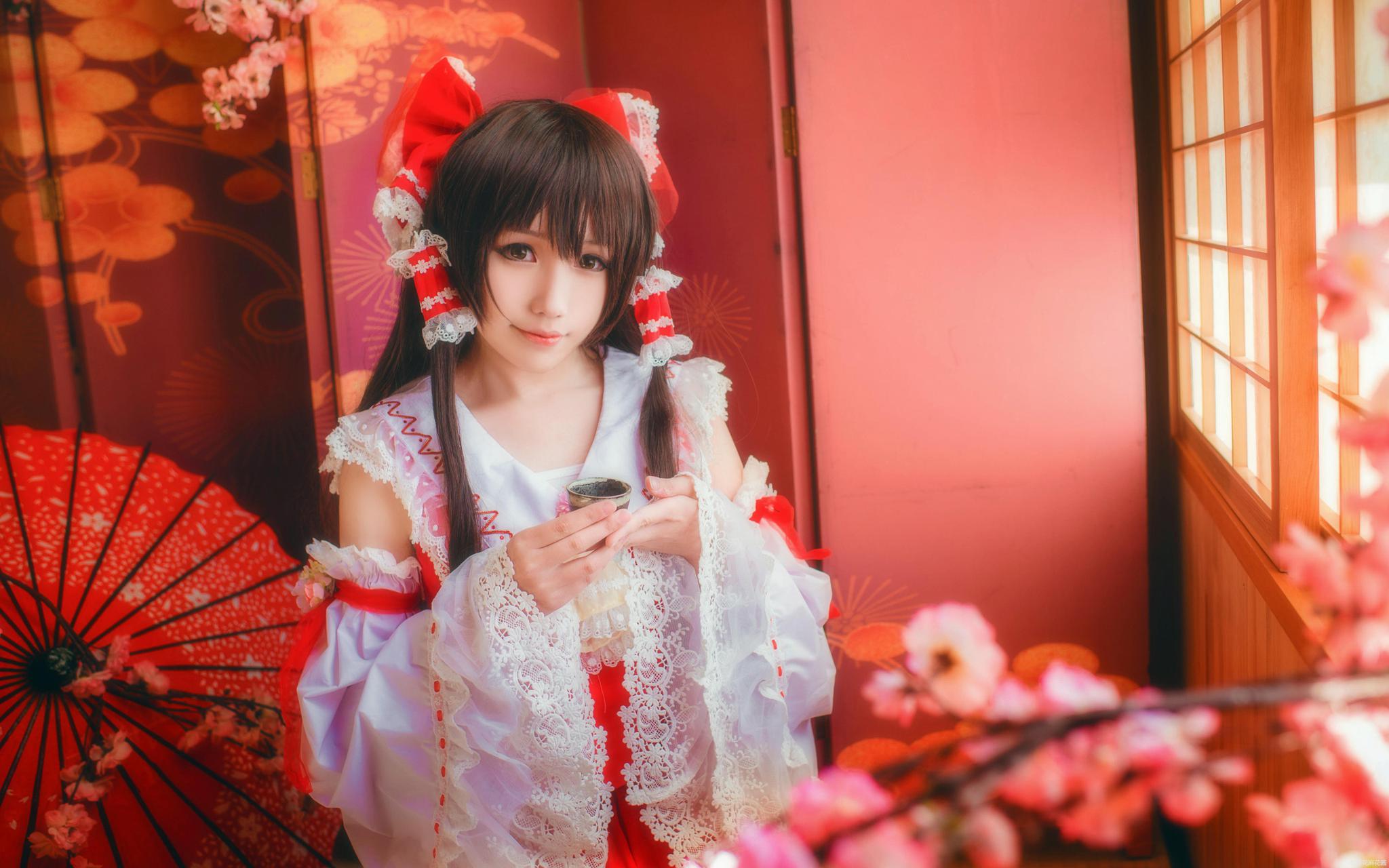 lol当国服第一狮子狗辛巴女装遇到国服第一扳手会怎样