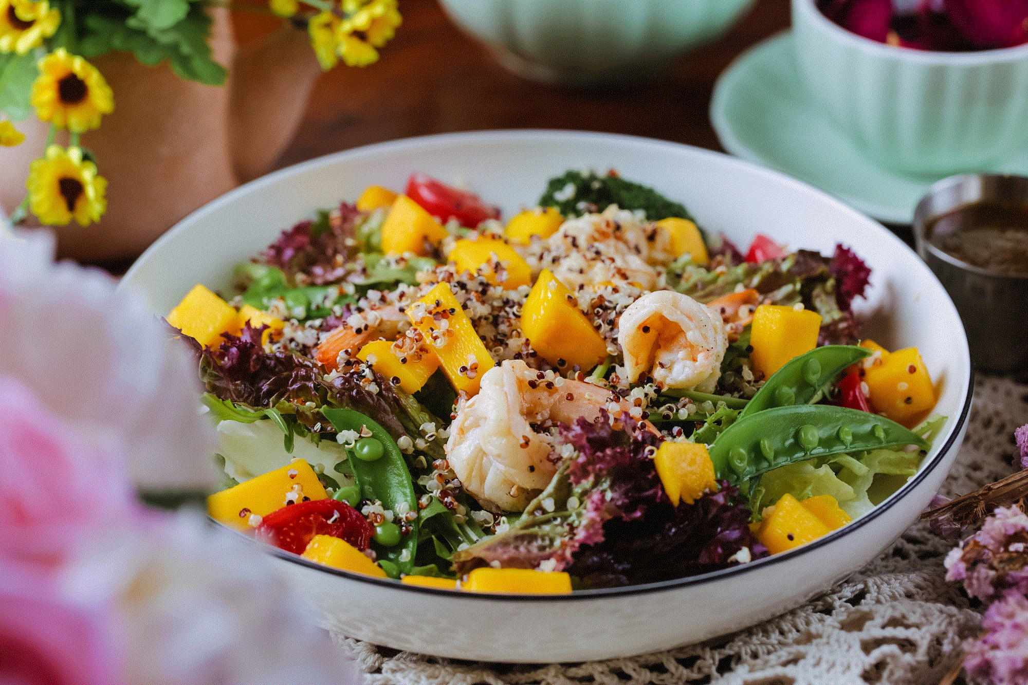 东南亚风味藜麦芒果大虾沙律 46rmb