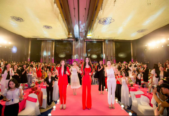 蔻辰董事长_蔻辰品牌创始人徐楠楠—创业需要勇气,成功才能逆袭!(2)