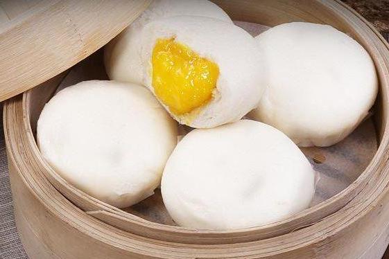 一口香浓一口美食诱惑,馋哭隔壁小朋友的蛋黄流沙包