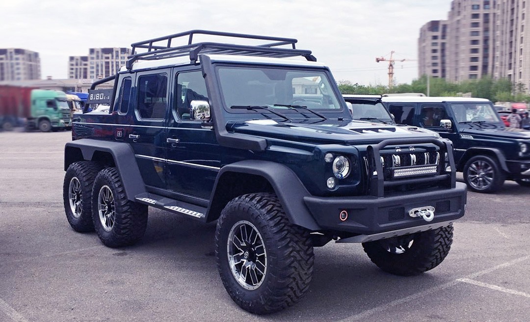 国产最霸气6驱皮卡!猛禽坦途都认怂,800万的奔驰都懵了