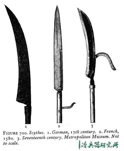 人们猜想这种兵器可能是受到农用镰刀的启发而发明的,但成熟的军用镰
