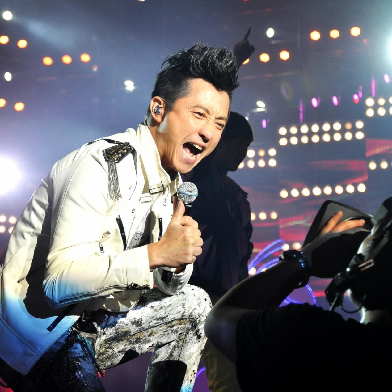 庾澄庆-中国台湾男歌手、音乐人、主持人、演员