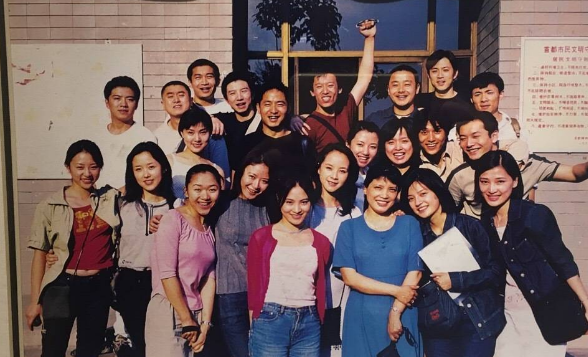 陈坤晒北电96班同学聚会合影,_新浪看点
