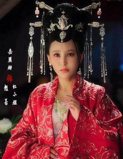 《灵魂摆渡》里身穿红衣有六美,豪姬邪魅,琥珀,般若谁更漂亮?