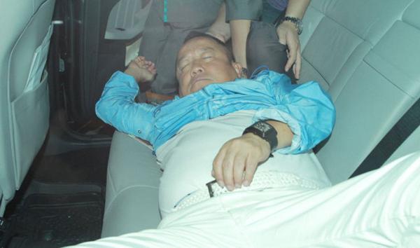 看看明星醉酒后的这6种经典举止,老实说你是他们中的哪一种?