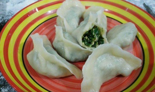 第一次吃香椿饺子没想到这么好吃