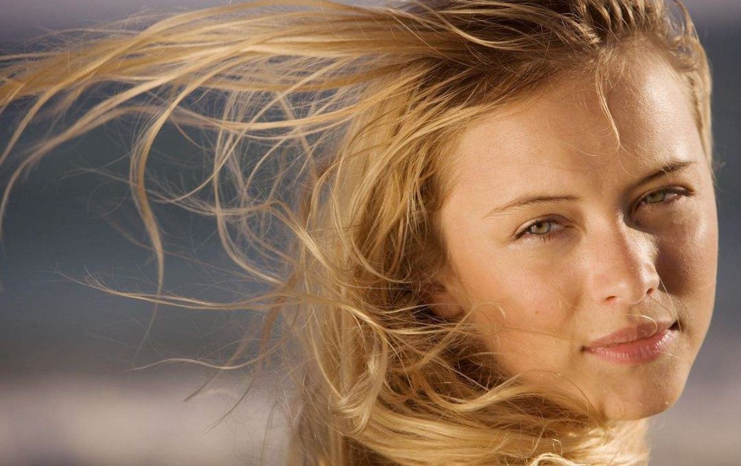 心理测试:你喜欢哪个风中散发的美女,测你对爱情有多敏锐