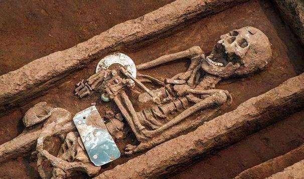 考古学家发现精绝古城 奥古公主墓 揭开2000年未解之谜