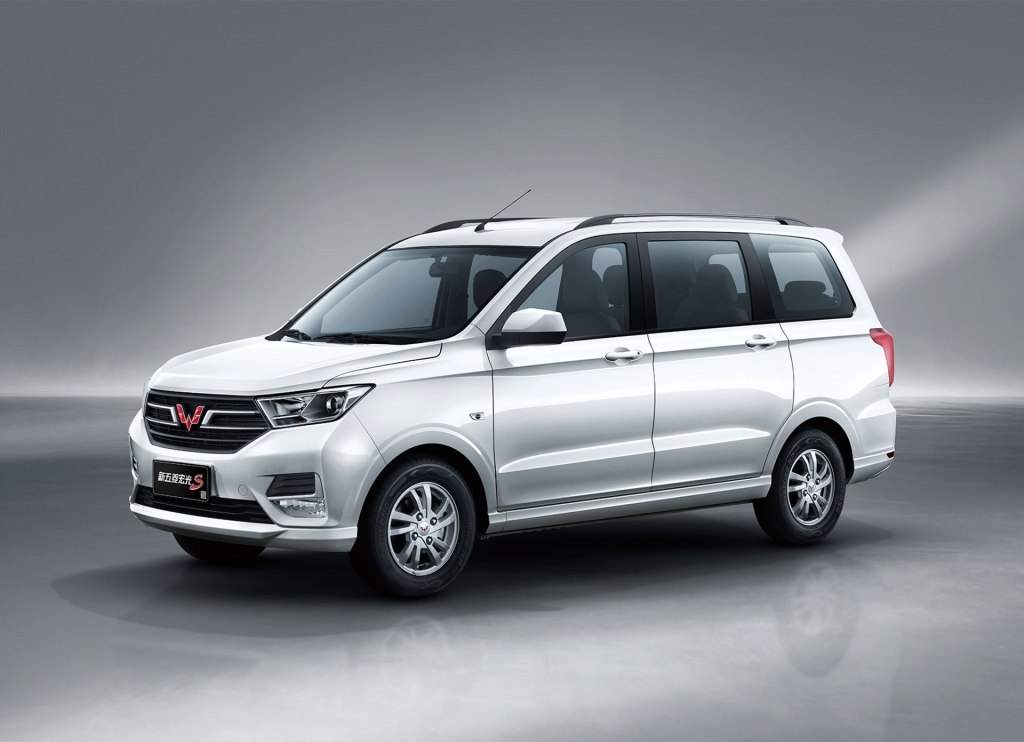 全新五菱宏光s登场!这是要继续称霸mpv市场?