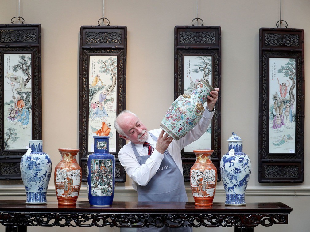 拍卖行展出大量珍贵的中国文物,这些文物下周将参与亚洲艺术品拍卖