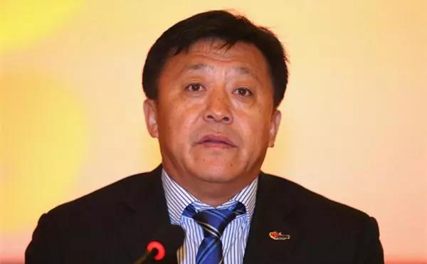 中国足球特大好消息!新掌门惨败后醒悟,要求里