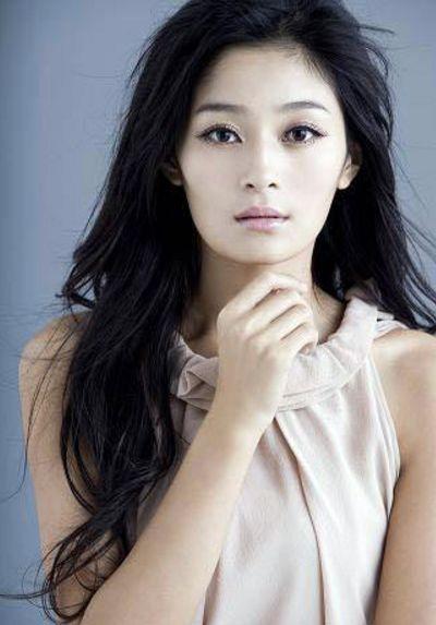 他因演技好被称"太君专业户",拍吻戏却靠女方鼓励指导