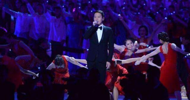 再红你能红过黎明吗?可现在黎明坐火车乘地