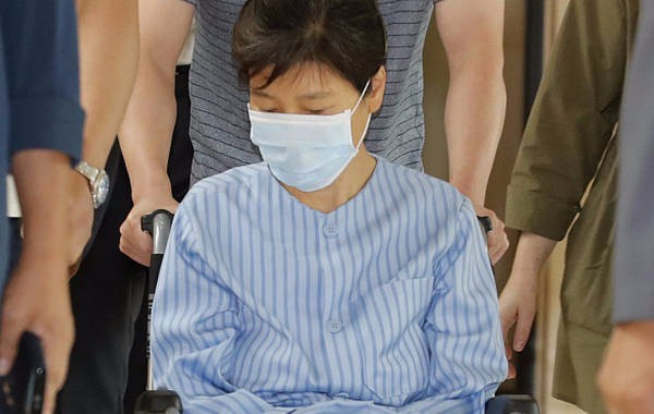 朴槿惠两案宣判朴槿惠的态度依旧韩检方这么高兴的起来