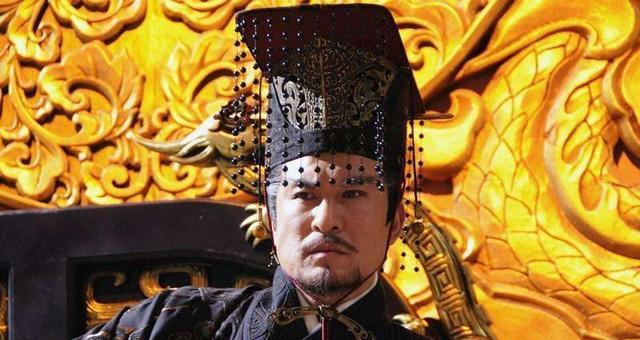 历史上的这个皇帝统一了中国的文字和货币|李斯|度量衡|秦始皇_新浪网