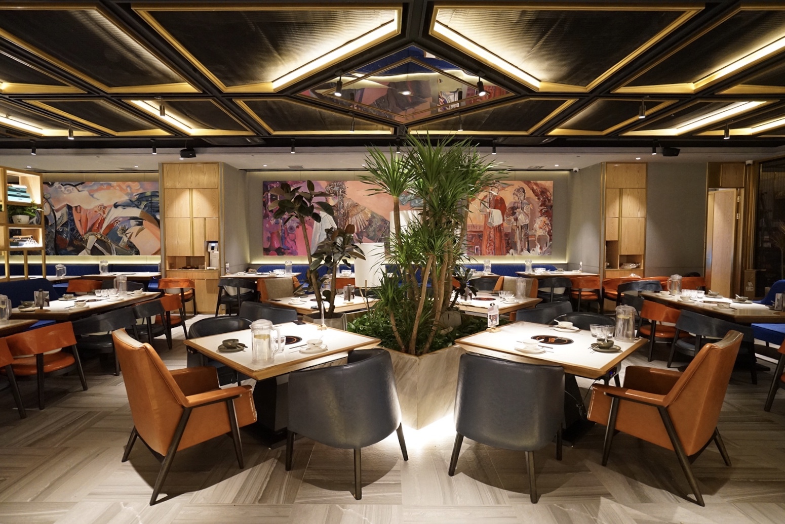 每到饭点必爆满!郑州这家潮汕火锅店终于来绿地新都会啦!