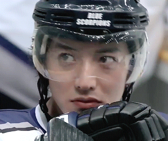 男明星们经典的邪魅一笑:蔡徐坤的最魅惑,木村拓哉的最性感