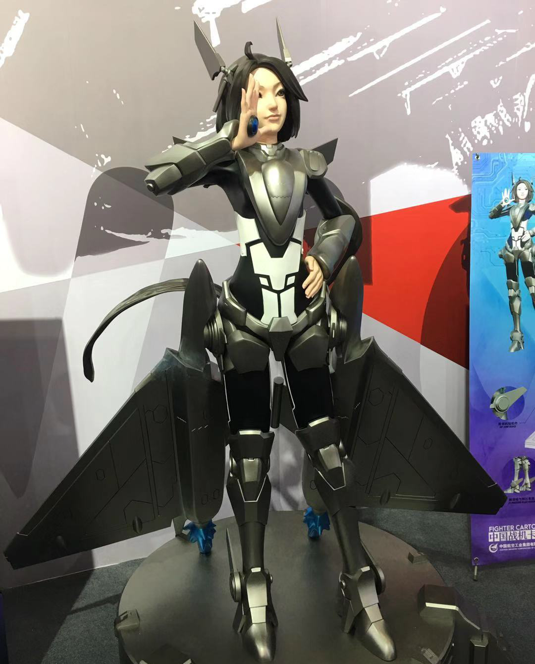 歼20机娘和中国五代机同框合影,你怎么看呢