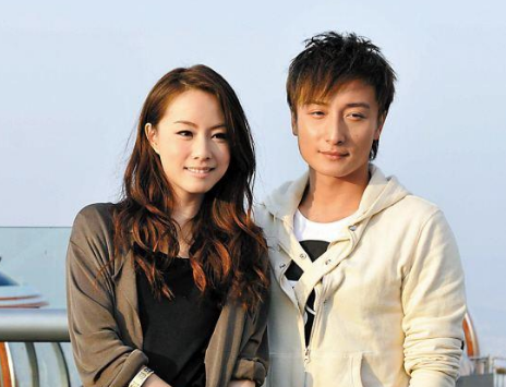 和前任相恋十年不结婚,现任仅两月就同居?网友:太快了!