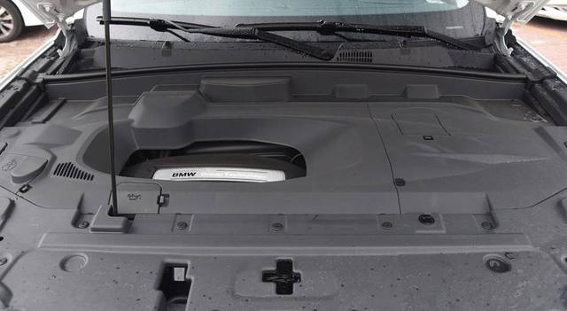 动力方面,中华v7搭载宝马授权生产的发动机,最大功率150kw,最大扭矩