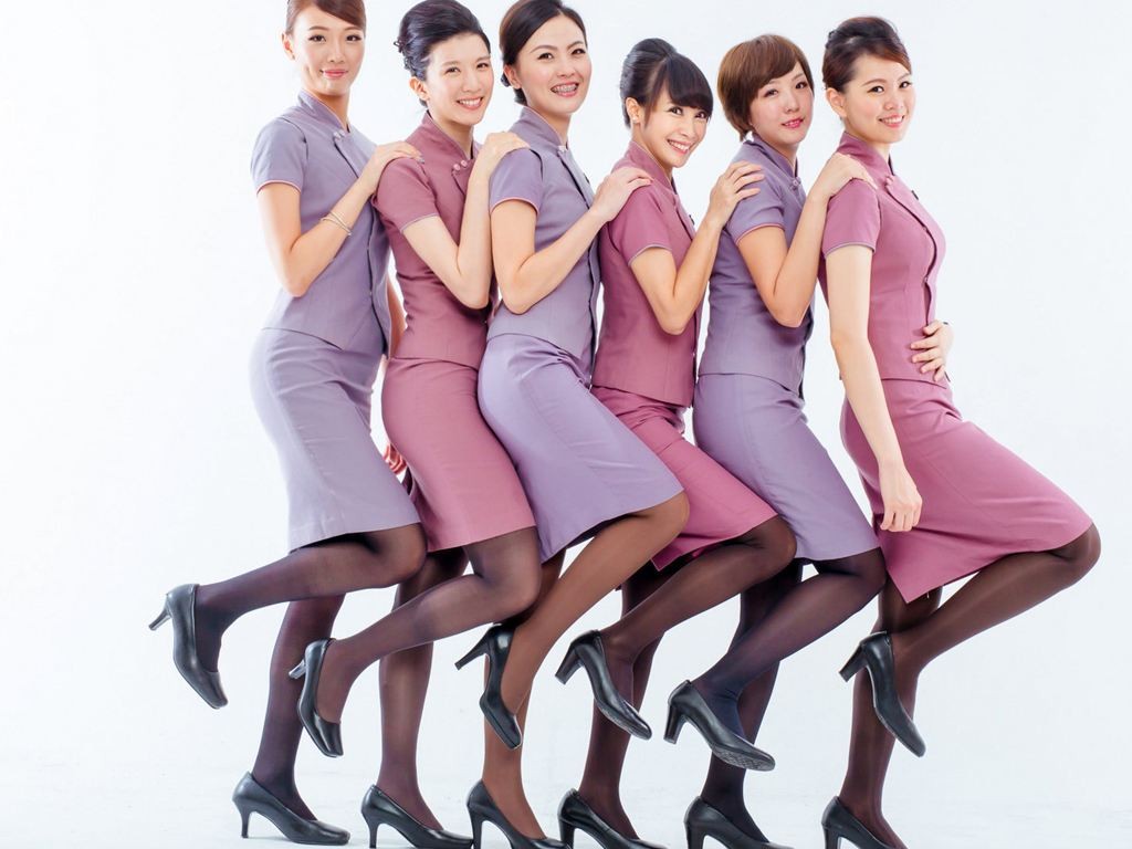 美女空姐合影照你最喜欢哪一张