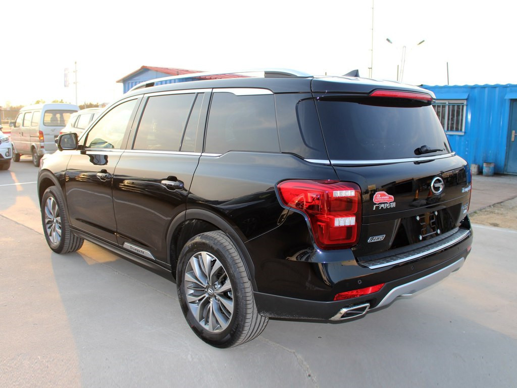 7座suv市场的新宠 传祺gs8口碑和销量不错