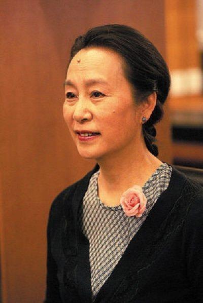 同为1955年出生的女星,奚美娟,刘晓庆,邬倩倩都没她看着年轻