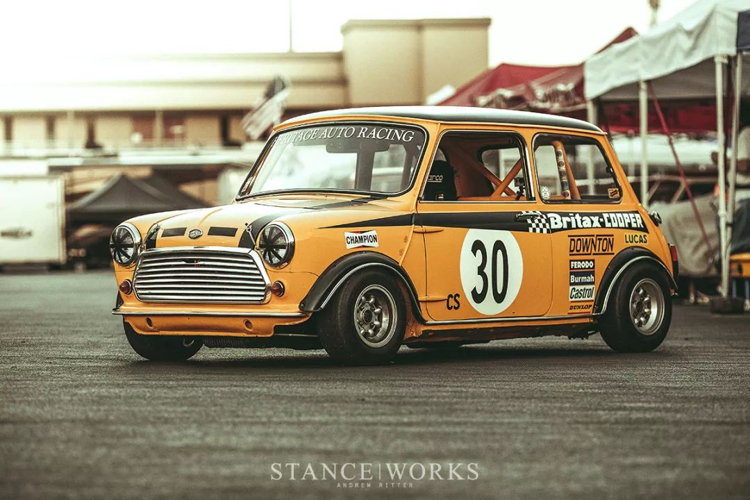 一个男人和一台mini的罗曼史