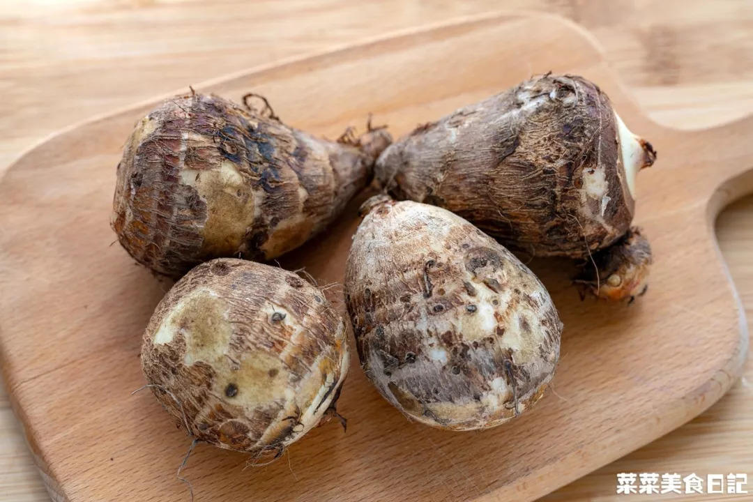 锅巴芋艿听名字就很馋人