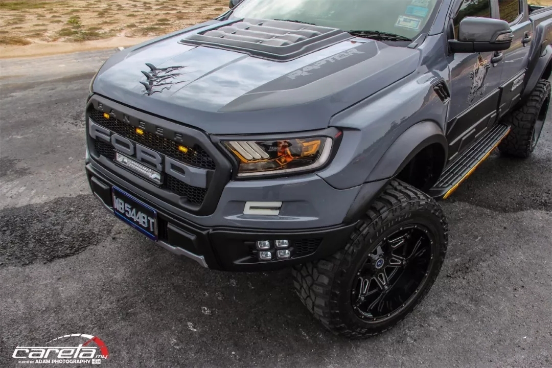 不愧是小猛禽福特ranger改装后竟然比大哥f150猛禽还霸气