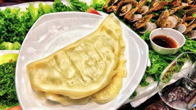 最后奉上美食坐标:这桌美食是在山东省蓬莱市的文旅锦宏大酒店吃到的.