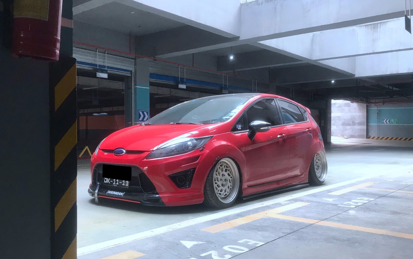 居家小车的另外一面湖南车友的福特嘉年华低趴改装案例