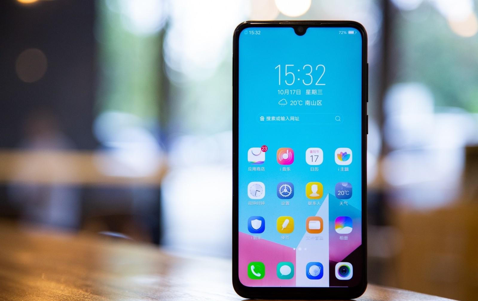 vivo z3手机屏幕的设计和显示,是消费者了解该手机的第一窗口,它将