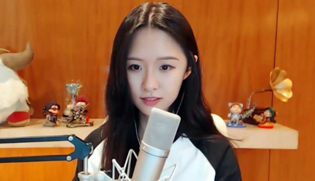 旭旭宝宝和阿冷微博互诉暗语更互称这俩字韩茜茜40米大刀出鞘