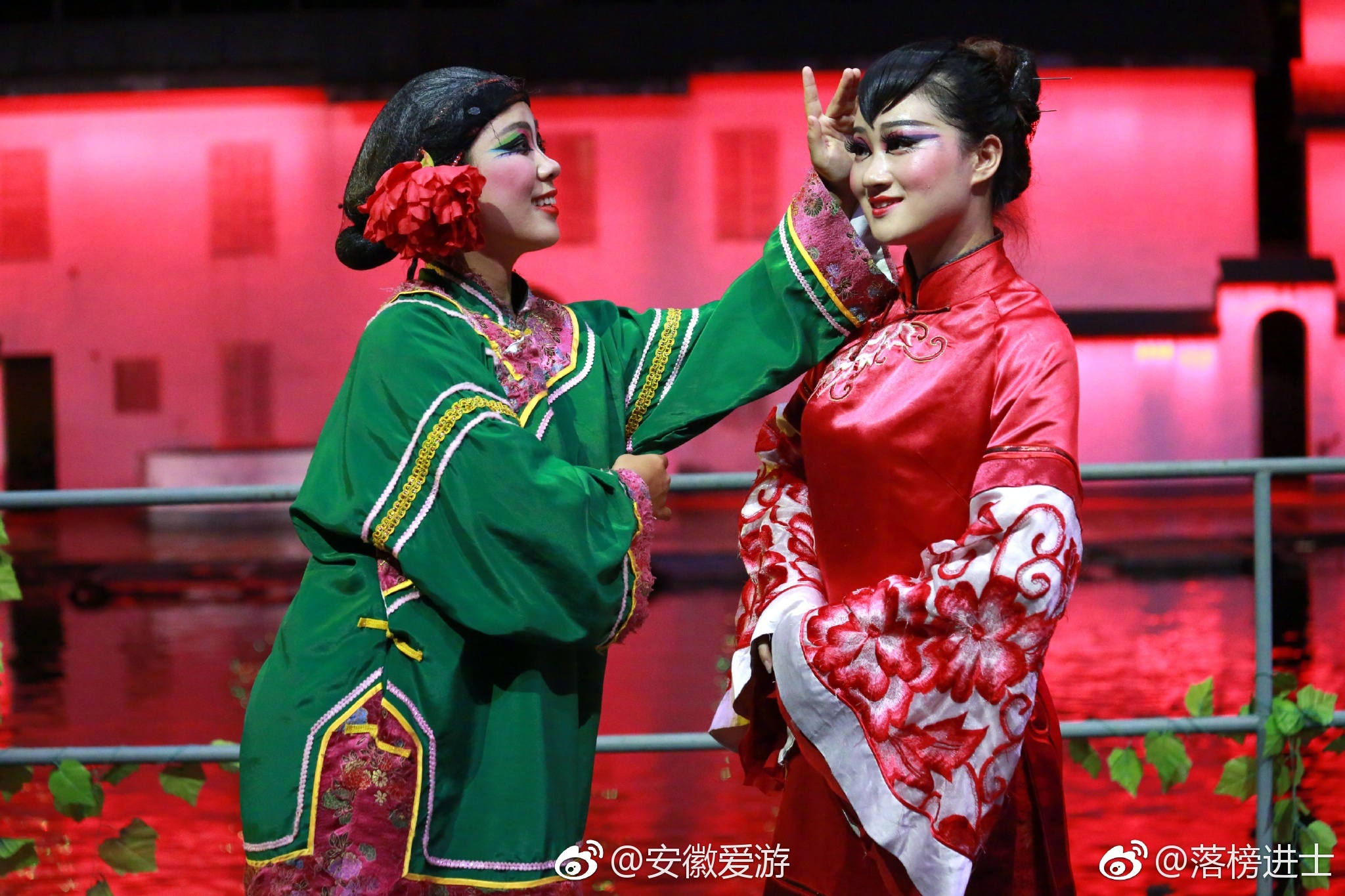 3月24日,宏村约阿菊[笑而不语]
