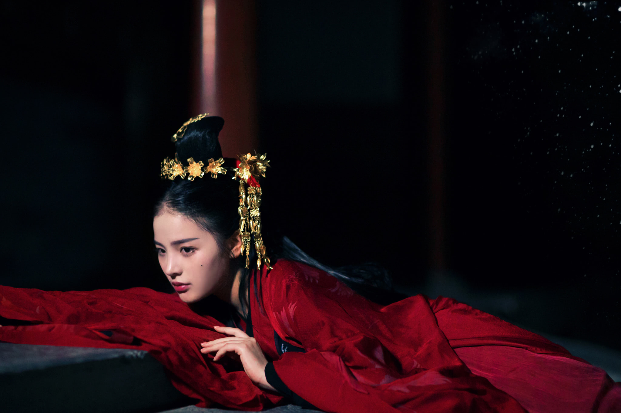 唯美古风:穿越星空时光的我,耳边还有你轻声呢喃!