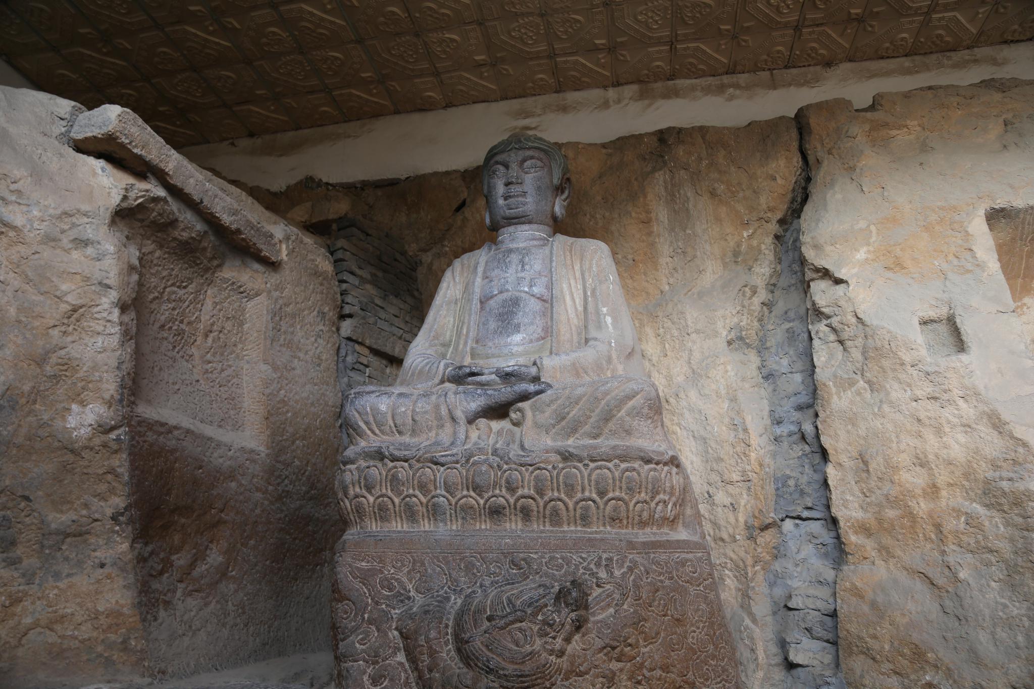 《魏文朗造像碑》是北魏民间造像之始祖,而是极为罕见的佛道合流造像