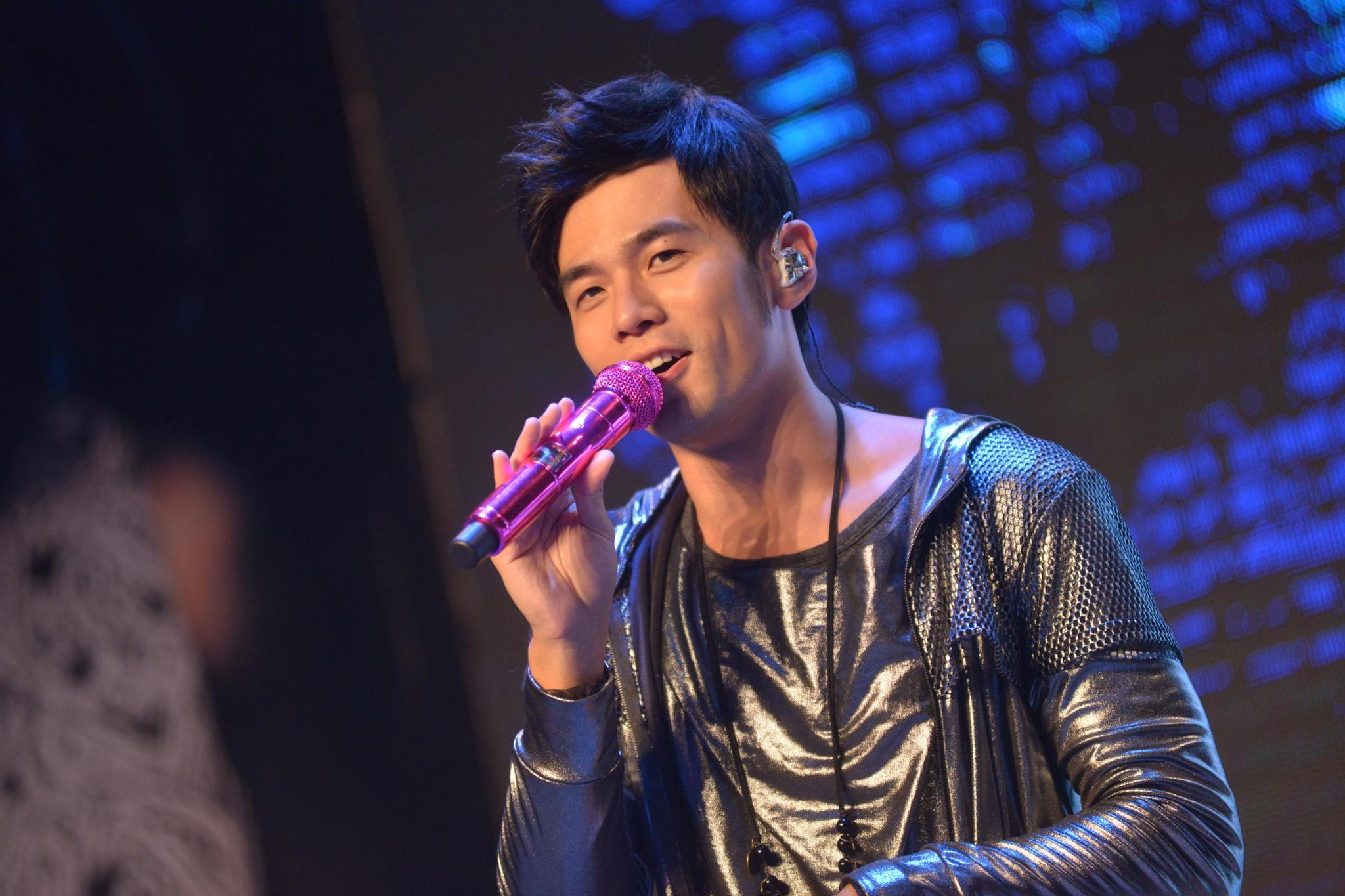 盘点周杰伦5部歌曲，《彩虹》上榜，第一名我听了整整8年！