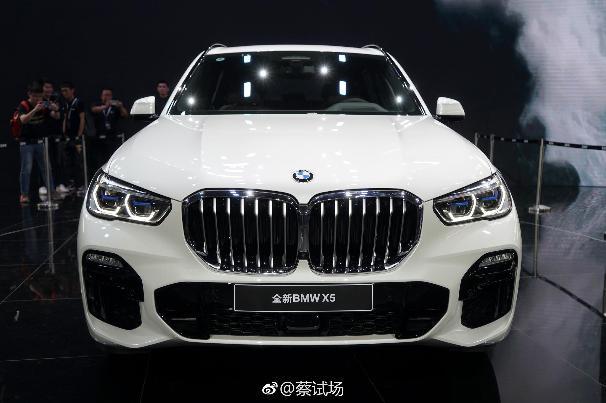 宝马新一代x5中国首秀:内外及底盘实拍