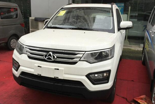 8万买了辆长安cx70车主不吹路虎揽胜都没这车帅气