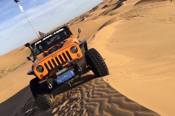 能豁沙漠的车才叫横!悉数9款最适合沙漠的越野车