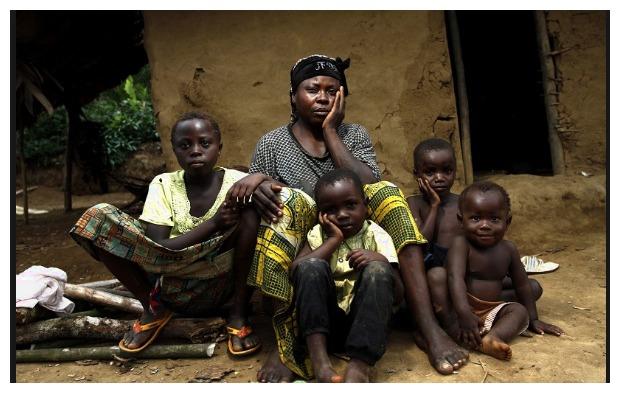 在第二次刚果战争后,有大量刚果人在战争中死亡,整个国家也变得萧条.