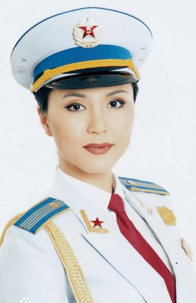 国家一级演员林萍近照,曾打败韩红夺冠,婚姻至今是谜