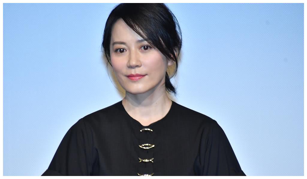 有人说俞飞鸿之所以能有这么好的状态,是因为不结婚,不生孩子,而且还